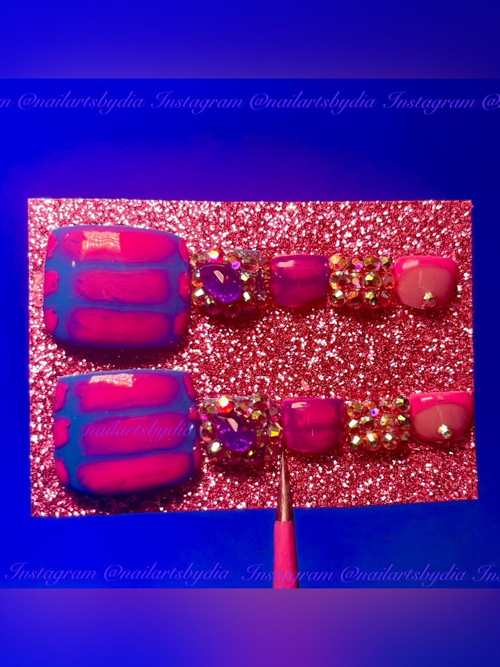 Hot Rhinestone Press-On toeNails